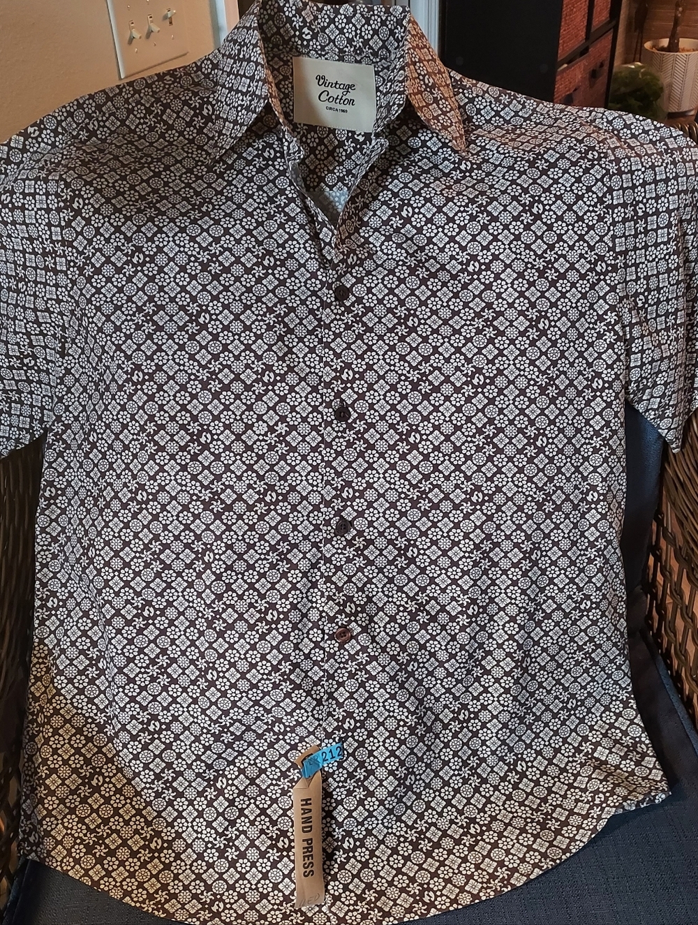 Men's 100% Cotton Brown & Cream Printed Short-Sleeve Shirt by Vintage Cotton: XL